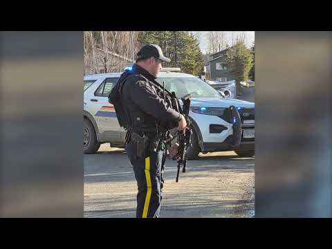 9 people dead, including suspect and 25 injured after school shooting in Tumbler Ridge: RCMP