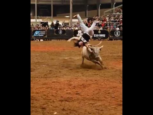 That Mexican OT got rocked after a bull charged him 😲