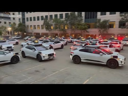 Waymo cars honk at each other throughout the night, disturbing SF neighbors