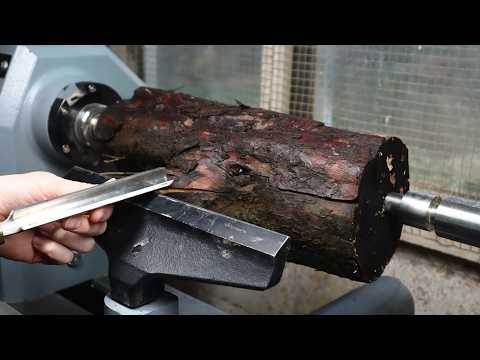 Woodturning - Yew Won't Be Expecting This!