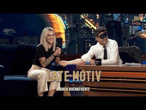 LATE MOTIV - Mapi León. Voleas y bamboleos I #LateMotiv577