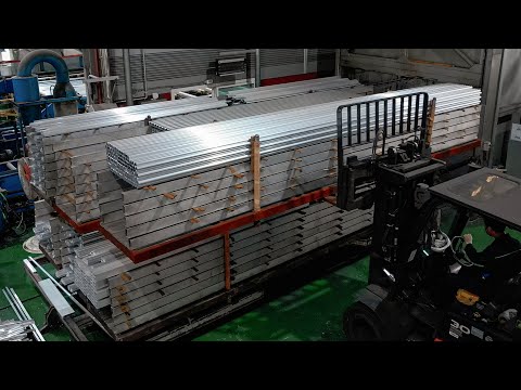 The process of producing products of various shapes by extruding aluminum