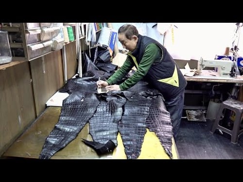 Six Crocodile Hides Turned into Luxury Jacket. Old Leather Master of Korea