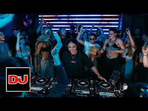 Hannah Laing Live From DJ Mag HQ