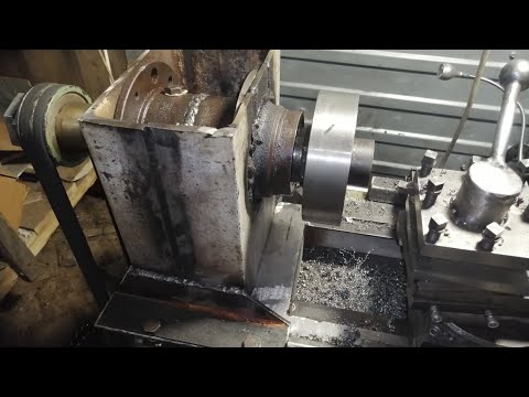 Передняя бабка для самодельного токарного станка.