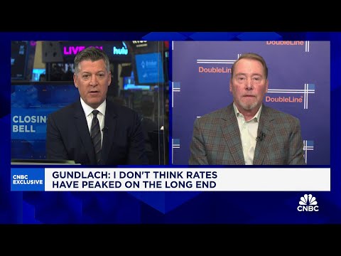 Don't bet on the momentum trade, says DoubleLine CEO Jeffrey Gundlach