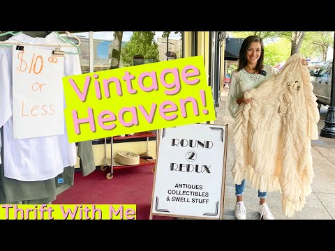 Antique Shopping in Vintage Clothing Heaven! Thrift With Me!