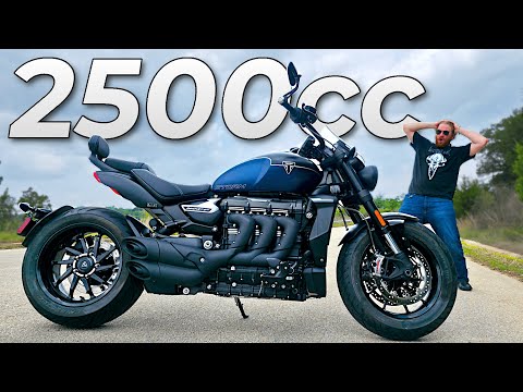 The Triumph Rocket 3 Will Make Harley Riders CRY!!!