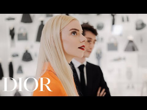 Anya Taylor-Joy Visits La Galerie Dior at 30 Montaigne