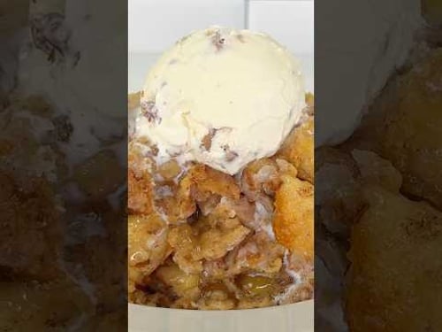 Apple Pie Cinnamon Roll Casserole 🥧 #applepie #cinnamoroll #easydessertrecipes #casserole