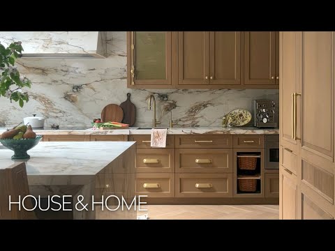 Tour A 1920s Tudor-style Home With Charming Elegance