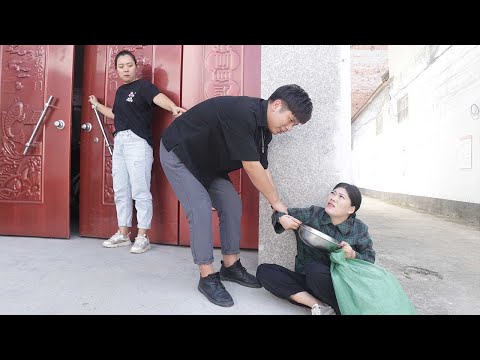 小伙资助乞丐2000块,却因此和女友分了手,5年后姑娘上门还100万【小白导演】