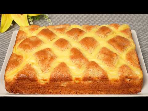 Ein Apfelkuchen mit Creme, der in Ihrem Mund schmilzt! Jeder sucht nach diesem Rezept! Sehr lecker