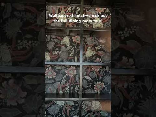 Easy Wallpaper Project #interiordesign #diy #darkacademia