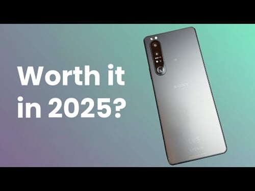 One (Mark III) of a Kind - Sony Xperia 1 III - Worth it in 2025? (Real World Review)