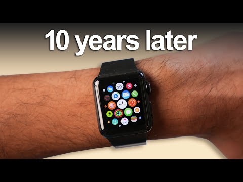 using the FIRST apple watch!