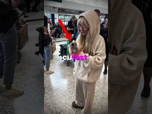 Sabrina Carpenter's Reaction to the CUTEST Gift 🎁🤣