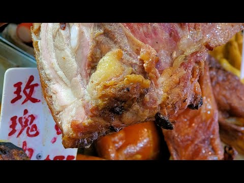 #拜神/斬料 皮脆 肉嫩 多汁 新鮮出爐 #燒腩仔 #香港 #佐敦 #上海街#新强記 #燒臘 #燒味 #RoastedPorkBelly CrispySkin #HongKongStreetfood