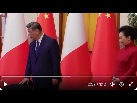 央視重大泄密:仆人為習近平擦皮鞋曝光!彭麗媛抱怨裙子。场面失控,中法保鏢打起來了!當馬克龍跑向川大學生。中日即將開戰?