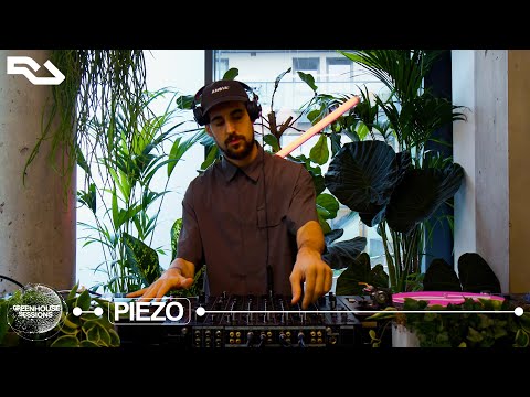 Piezo - Free Rave Special | RA Greenhouse Sessions