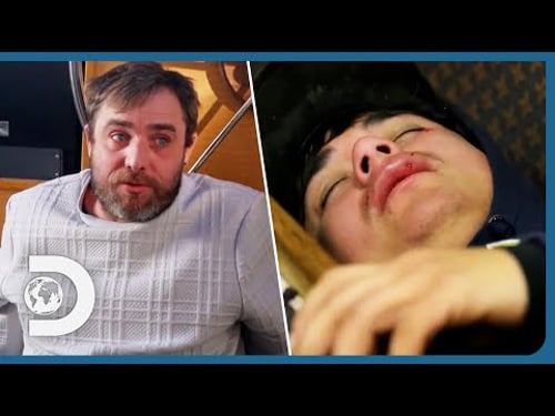 Titan Explorer Deckhand Goes MISSING During Raging Storm! | Deadliest Catch