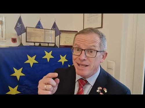 I call for a strong EU of 50 Member States Canada and Ukraine in EU