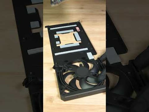 Building a RTX 5090 Liquid-Cooled PC 🌊