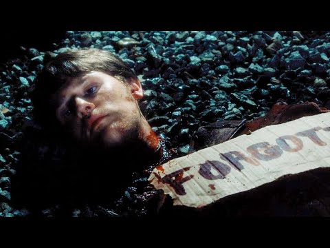 情侶還在沉浸狂歡,殺人魔已出現在身邊,用特殊方式展開血腥殺戮!經典恐怖片【小青】