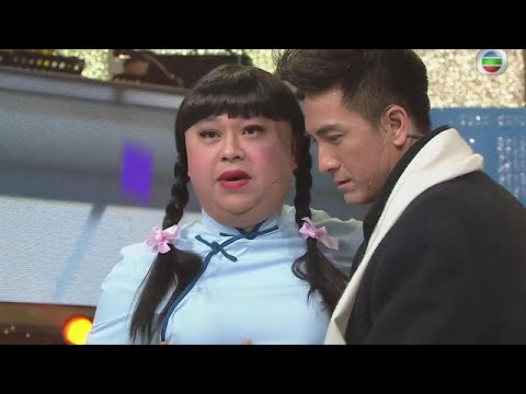 王祖藍穿公主裙女扮男裝被熊抱,曾志偉忍無可忍暴打【萬千星輝賀台慶】