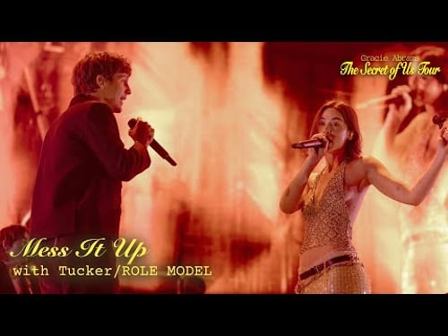 Gracie Abrams & ROLE MODEL - Mess It Up (Live on The Secret of Us Tour)