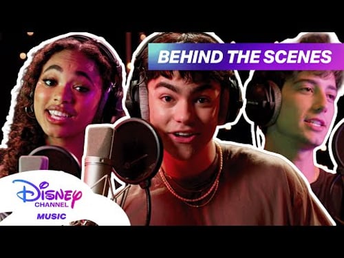 ZOMBIES 4: Dawn of the Vampires "Show the World" Cast Sing-Along! 🎵💚 | @disneychannelmusic