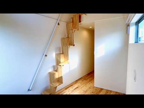 Micro Apartment in Tokyo with Tiny Stairs🏠🐈 - 13.7sqm/147.5sqft(Ep 70)
