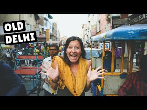 WANDERING THE STREETS OF OLD DELHI | Shopping in Paharganj Market