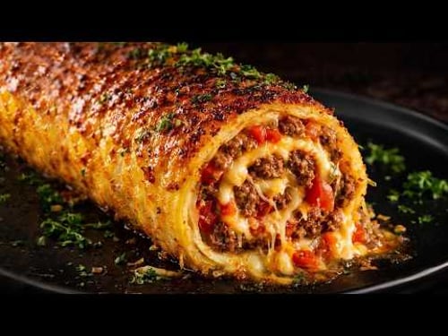 Sie haben noch nie einen so leckeren Kartoffelroulade mit Füllung probiert! Preiswertes Rezept!