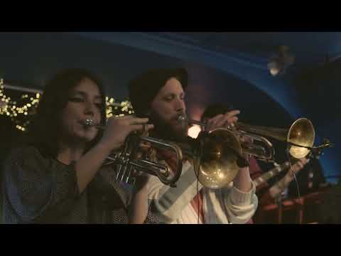 Opening Night - Hugo Barriol & The Yokel (Originally Performed by Peter Deaves) I VALLEY SESSIONS