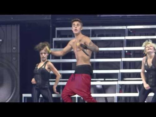 Justin Bieber Boyfriend and Baby Philly Believe Tour 7/17