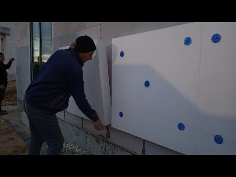 Приклейка пенополистирола на газобетон при помощи клей-пены Ceresit CT84, ликбез на стройплощадке