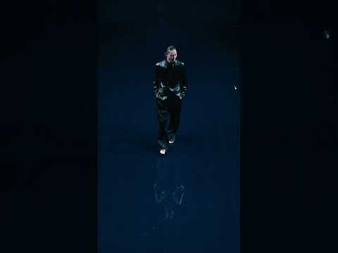 RUNWAY BEAUTY SS26: ARCHITECTURE RADIANCE