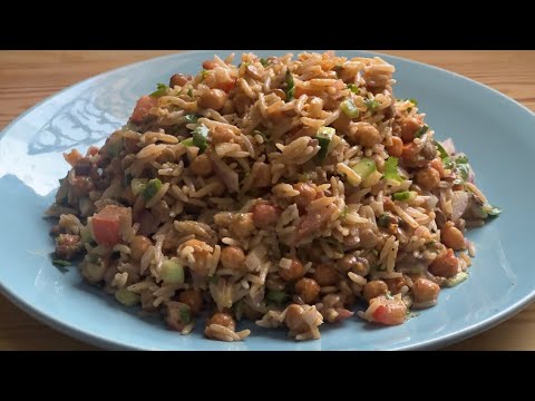 When you combine Lentils + Chickpeas,magic happens! easy lentil and chickpea rice recipe!