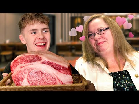 British Highschooler Surprises Mum with Korean BBQ!
