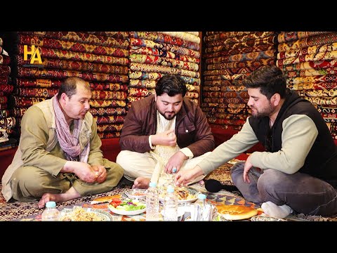 همایون در دنیایی از قالین های مَور (وطنی)