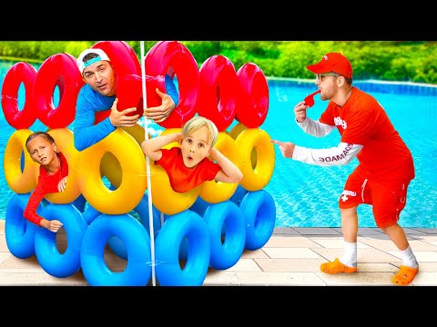 Дети учатся правилам безопасности в бассейне