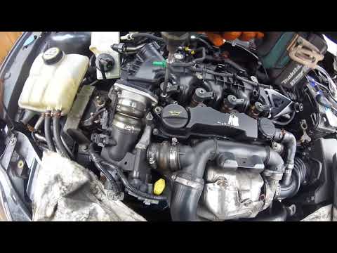 How to pull out the Ford Focus 1 6 valve cover / Как вытянуть крышку клапанов Ford Focus 1 6