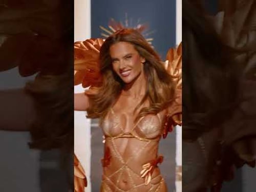 Alessandra Ambrosio always serves legacy energy.