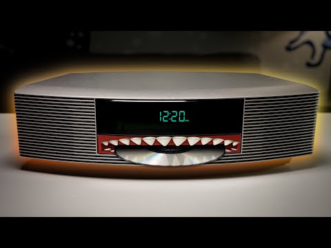 This trash-picked Bose radio has a NASTY surprise