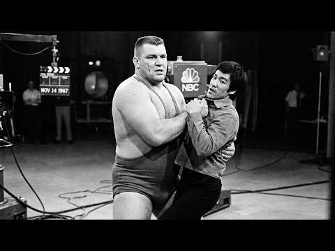 A 350 Pound Wrestler Grabbed Bruce Lee’s Collar on Live TV — Producers Cut the Feed