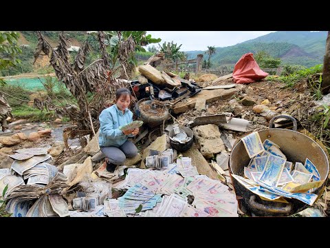 The girl picked up a large sum of money 💰💰💰and an electric bike at a junkyard and restored it
