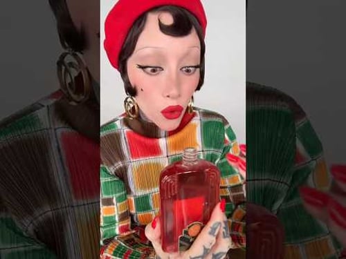 Unboxing a Salesman's Makeup Box from the 1920s - Part 1