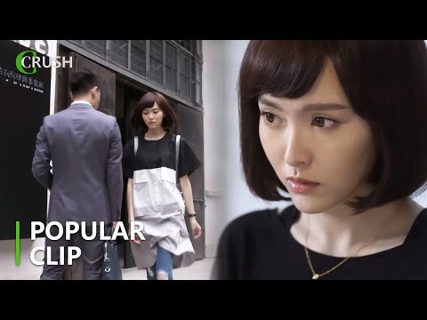 A girl finds a wallet with her photo inside, but it actually belonged to her ex bf—CEO!