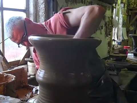 Whichford Pottery - Simon Day throwing a pot